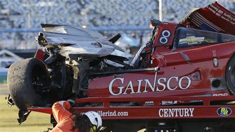 Memo Gidley breaks back in crash at Rolex 24 at Daytona 